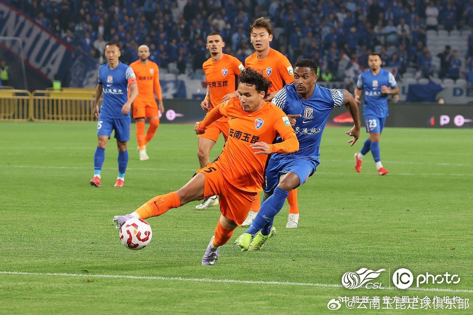 窗口期体能课后;费耶诺德复出首秀备战中超;话题不断;球队文化再被提及(导致中美关系的原因) 窗口期体能课后;费耶诺德复出首秀备战中超;话题不断;球队文化再被提及(导致中美关系的原因)